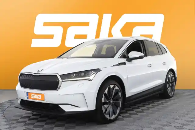 Valkoinen Maastoauto, Skoda Enyaq – VAR-06649