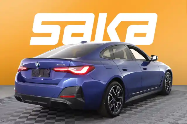 Sininen Sedan, BMW i4 – VAR-06830