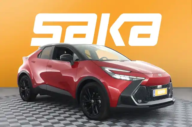 Punainen Maastoauto, Toyota C-HR – VAR-06965
