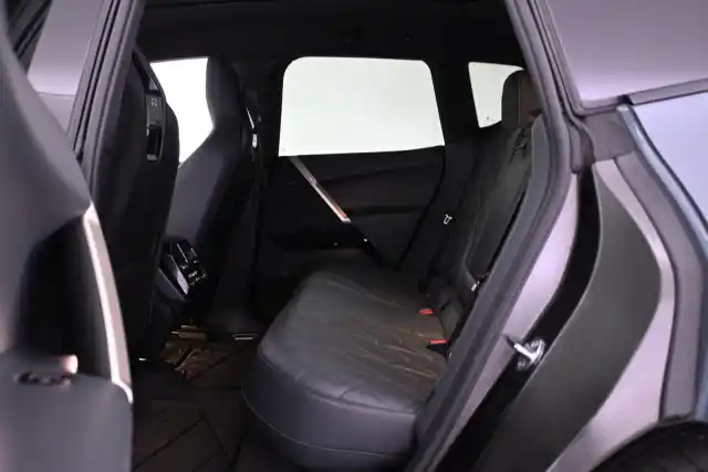 Harmaa Maastoauto, BMW iX – VAR-07001