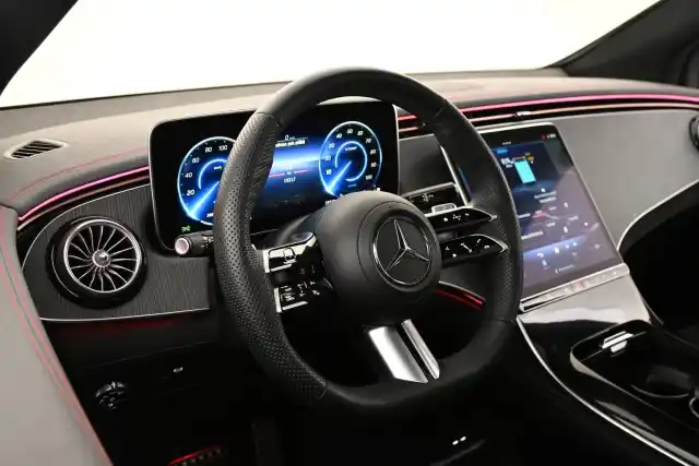 Sininen Maastoauto, Mercedes-Benz EQE SUV – VAR-07006