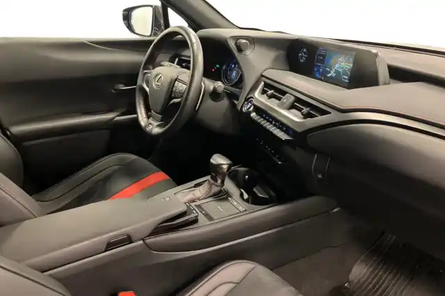 Harmaa Maastoauto, Lexus UX – VAR-07474