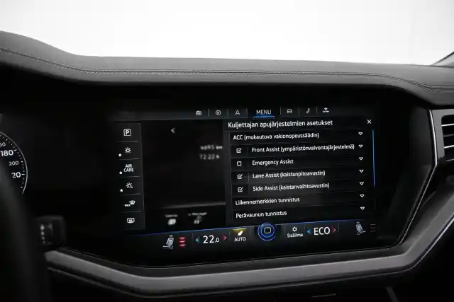 Musta Maastoauto, Volkswagen Touareg – VAR-07499