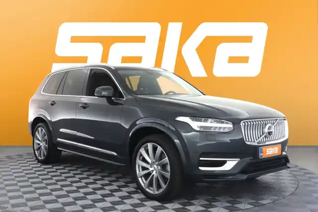 Musta Maastoauto, Volvo XC90 – VAR-07523