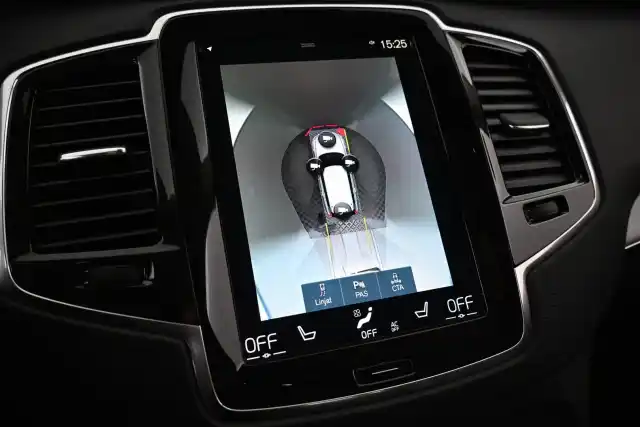Musta Maastoauto, Volvo XC90 – VAR-07523