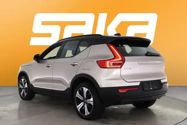 Harmaa Maastoauto, Volvo XC40 – VAR-07552