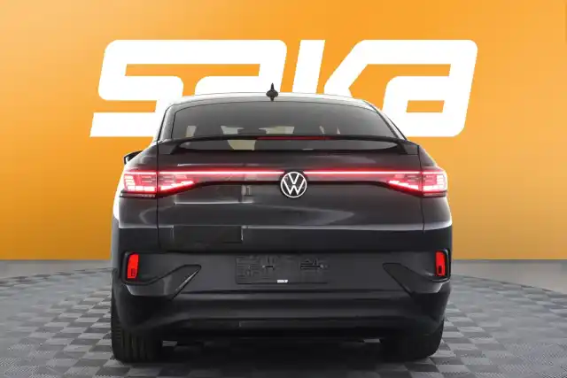 Musta Maastoauto, Volkswagen ID.4 – VAR-07618