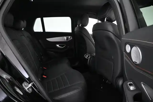 Musta Maastoauto, Mercedes-Benz EQC – VAR-07634