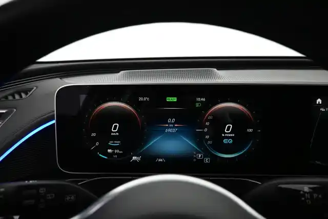 Musta Maastoauto, Mercedes-Benz EQC – VAR-07634