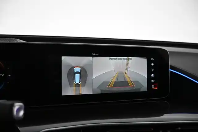 Musta Maastoauto, Mercedes-Benz EQC – VAR-07634