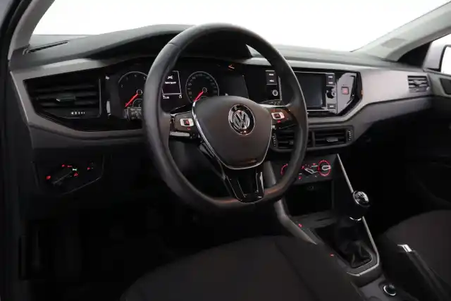 Valkoinen Viistoperä, Volkswagen Polo – VAR-076559