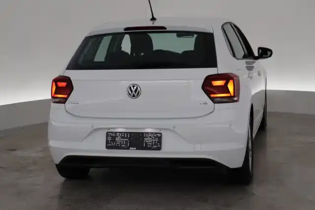 Valkoinen Viistoperä, Volkswagen Polo – VAR-076559