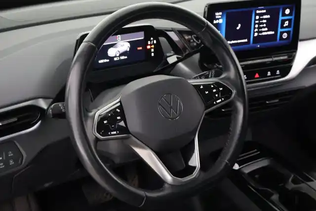 Valkoinen Viistoperä, Volkswagen ID.4 – VAR-07700