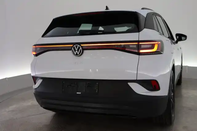 Valkoinen Viistoperä, Volkswagen ID.4 – VAR-07707