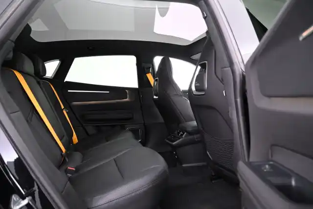 musta Maastoauto, Polestar 4 – VAR-07890
