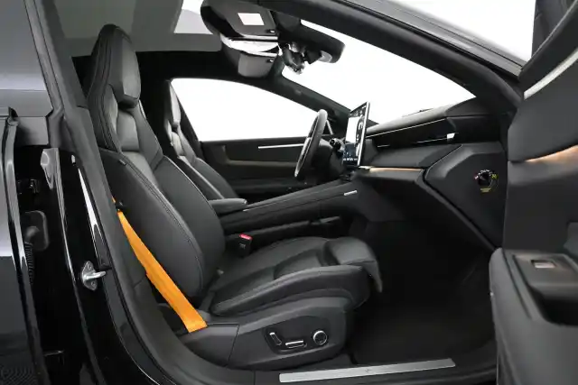 musta Maastoauto, Polestar 4 – VAR-07890