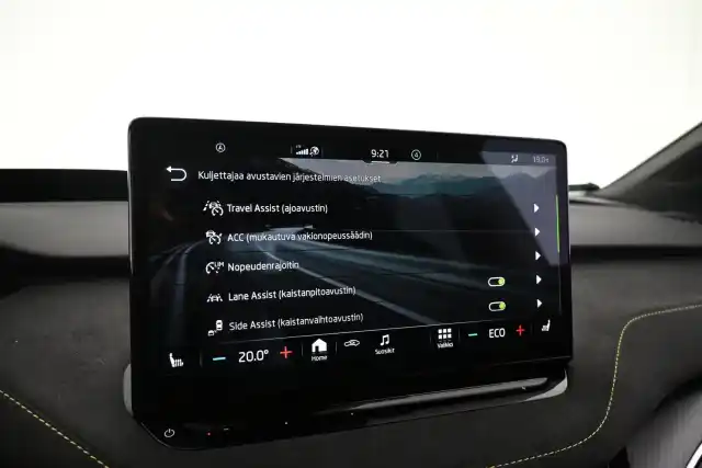 Harmaa Maastoauto, Skoda Enyaq – VAR-07902