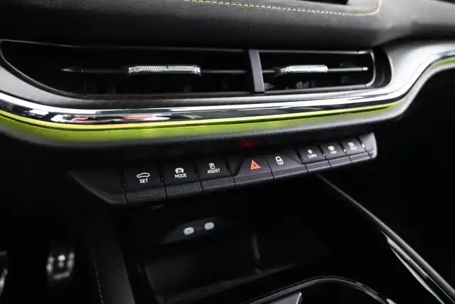 Harmaa Maastoauto, Skoda Enyaq – VAR-07902