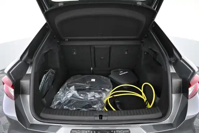 Harmaa Maastoauto, Skoda Enyaq – VAR-07902
