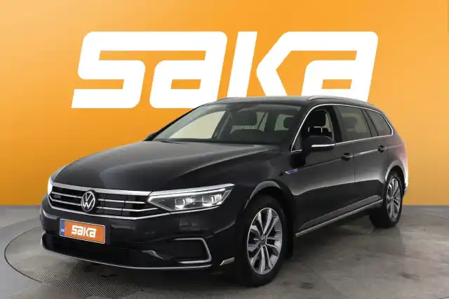 Musta Farmari, Volkswagen Passat – VAR-08031