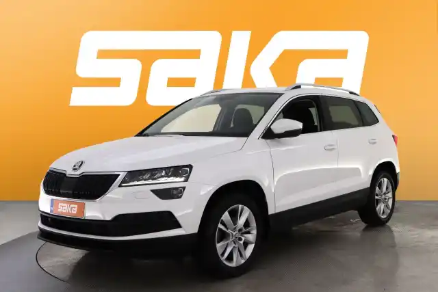 Valkoinen Maastoauto, Skoda Karoq – VAR-08085