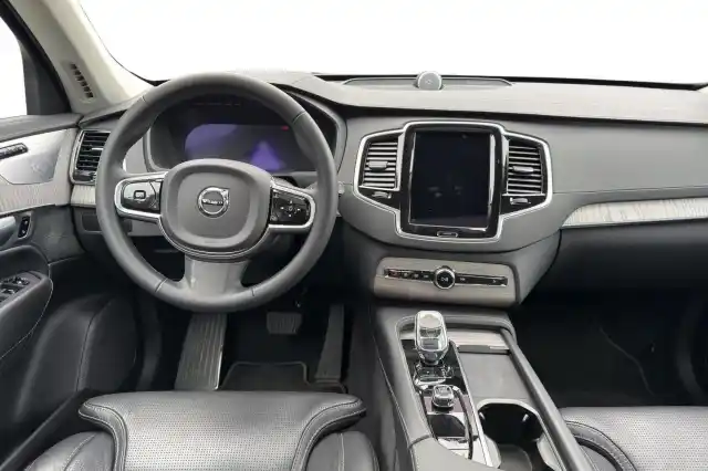 Hopea Maastoauto, Volvo XC90 – VAR-08089