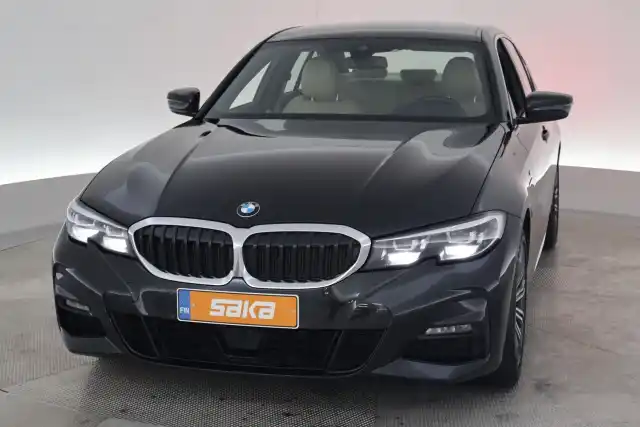 Musta Sedan, BMW 330 – VAR-08103