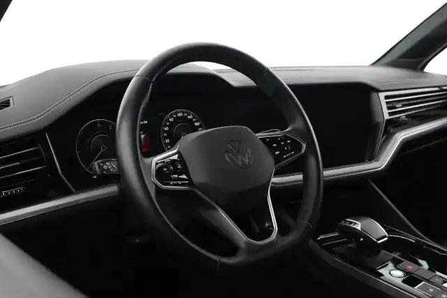 Harmaa Maastoauto, Volkswagen Touareg – VAR-08160