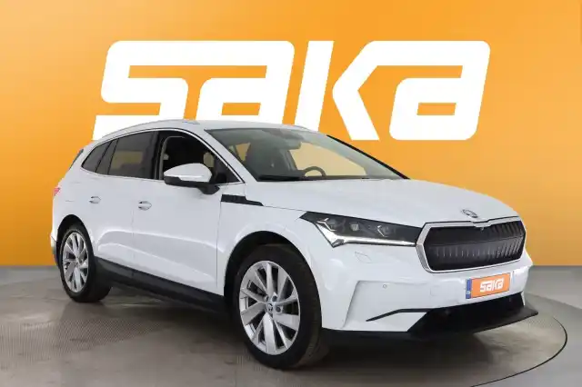 Valkoinen Maastoauto, Skoda Enyaq – VAR-08178