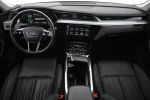 Harmaa Maastoauto, Audi e-tron – VAR-08395, kuva 16