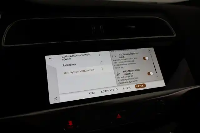 Musta Viistoperä, Jaguar I-PACE – VAR-08414