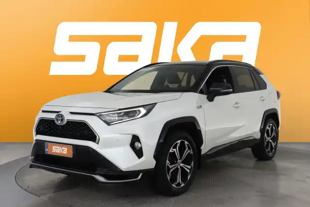 Valkoinen Maastoauto, Toyota RAV4 Plug-in – VAR-08497