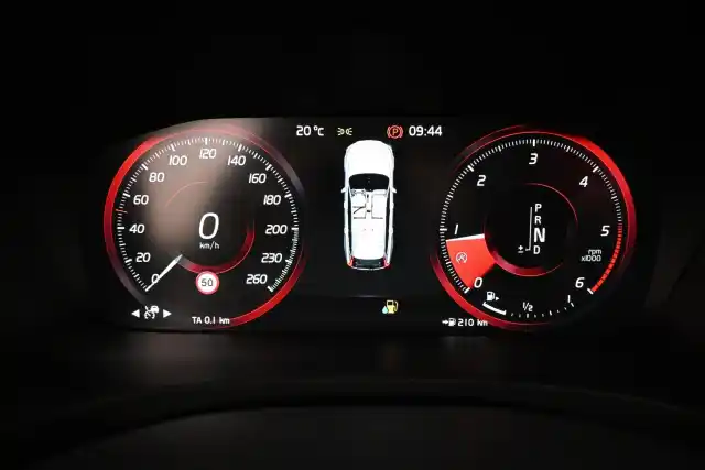 Valkoinen Farmari, Volvo V90 – VAR-08537