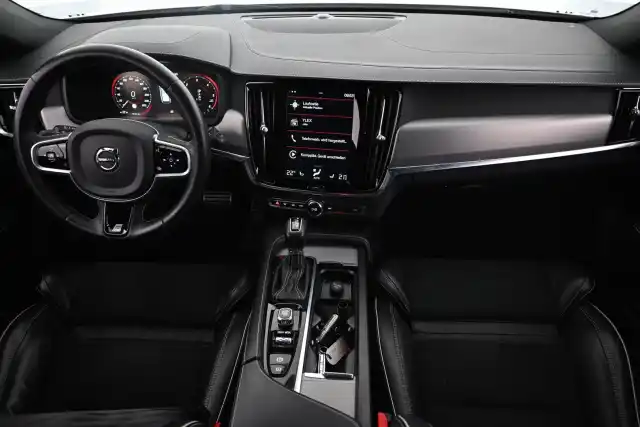 Valkoinen Farmari, Volvo V90 – VAR-08537