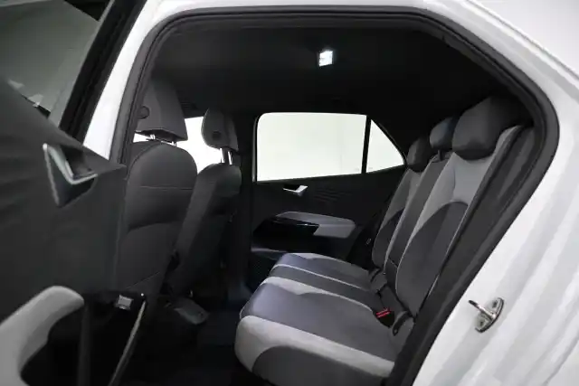 Valkoinen Viistoperä, Volkswagen ID.3 – VAR-08553