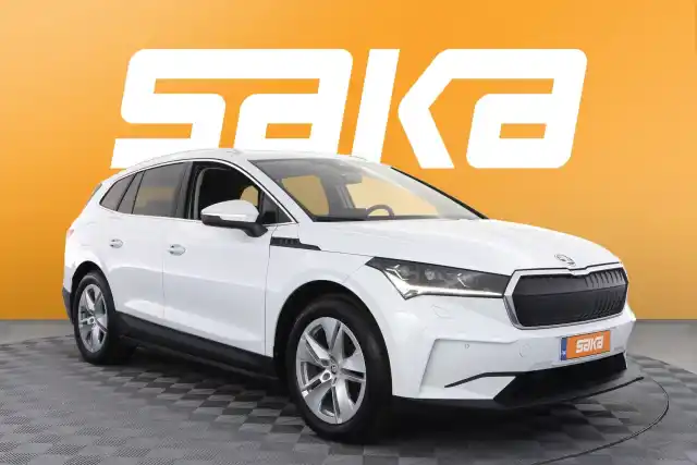 Valkoinen Maastoauto, Skoda Enyaq – VAR-08566