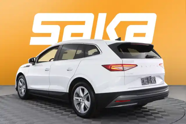 Valkoinen Maastoauto, Skoda Enyaq – VAR-08566