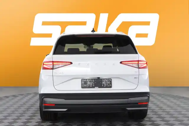 Valkoinen Maastoauto, Skoda Enyaq – VAR-08566