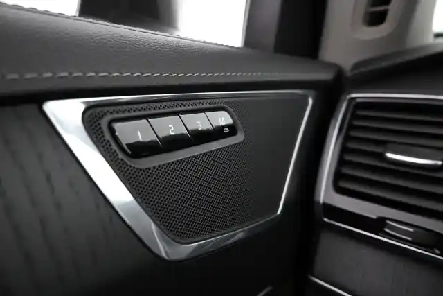 Musta Farmari, Mercedes-Benz E – VAR-08590