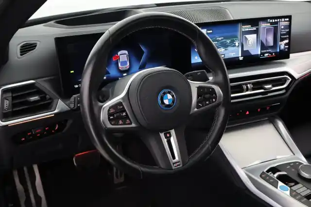 Harmaa Sedan, BMW I4 M50 – VAR-08689