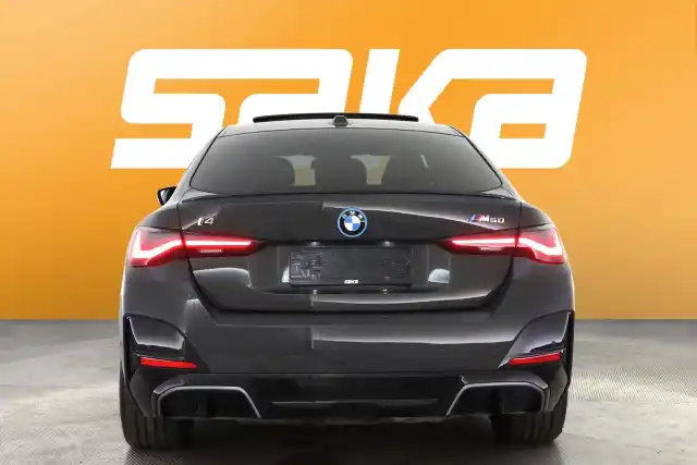 Harmaa Sedan, BMW I4 M50 – VAR-08689