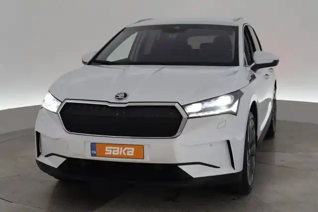 Valkoinen Maastoauto, Skoda Enyaq – VAR-08776