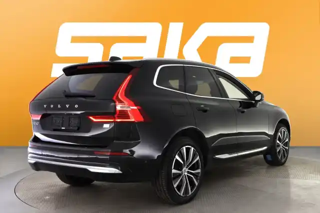 Musta Maastoauto, Volvo XC60 – VAR-08857