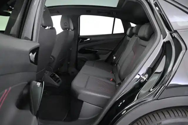 Musta Maastoauto, Volkswagen ID.5 – VAR-08876