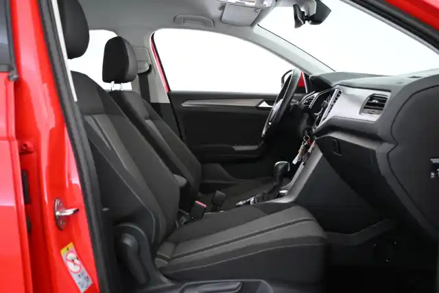 Valkoinen Maastoauto, Mercedes-Benz EQA – VAR-08892