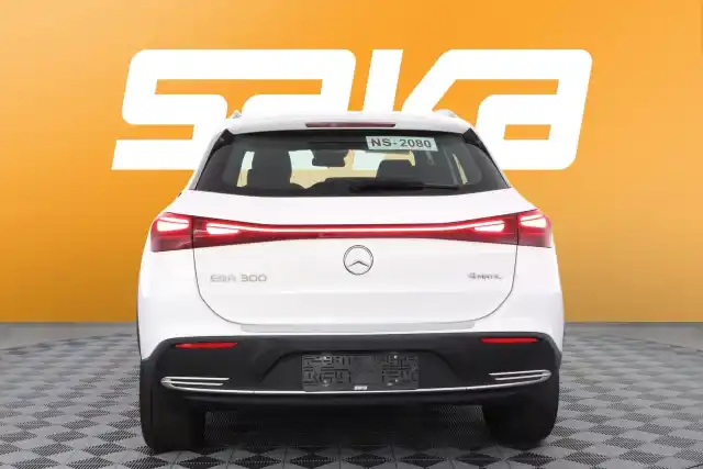Valkoinen Maastoauto, Mercedes-Benz EQA – VAR-08892