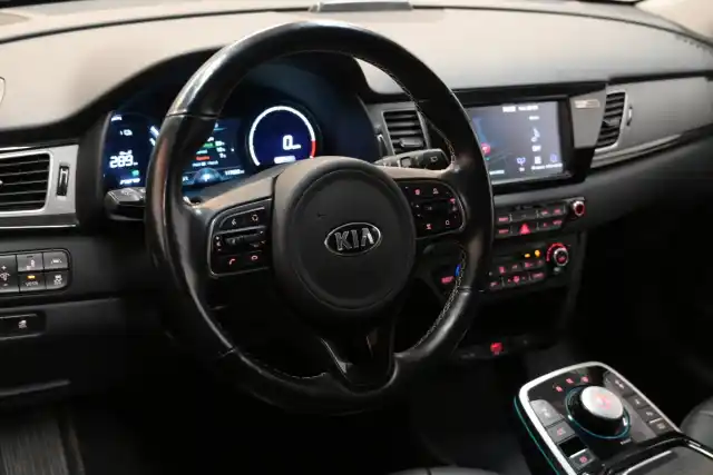 Punainen Maastoauto, Kia NIRO – VAR-08904