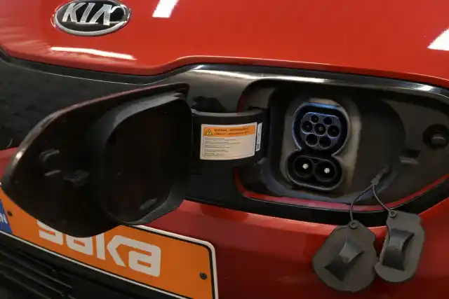 Punainen Maastoauto, Kia NIRO – VAR-08904