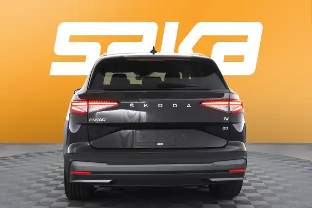 Musta Maastoauto, Skoda Enyaq – VAR-09040