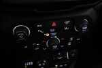 Harmaa Maastoauto, Jeep Renegade – VAR-09187, kuva 29